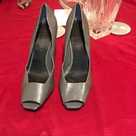 Shoes - Picture 2 of 3